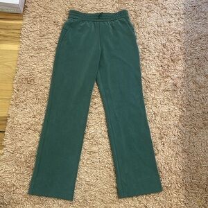 Lululemon green sweat pants